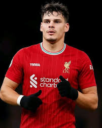 Milos Kerkez Liverpool